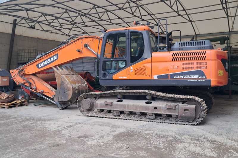 OmecoHub - Immagine DOOSAN DX235NLC